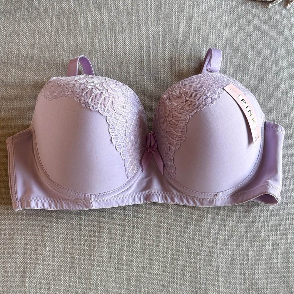PINK Victoria's Secret Light Purple Lace Bra